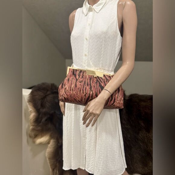 Tiger Stripes Hair-on Cowhide Handmade Unique Folding Kisslock Handbag/Multi Use - Picture 7 of 16